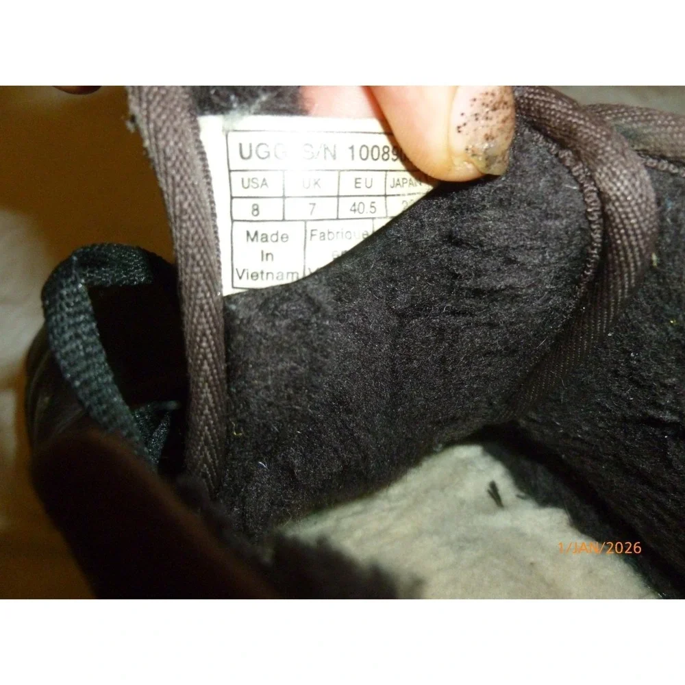 UGG Leighton Mens Dark Brown Leather Sheepskin Lined Chukka Boots Size 8 10089